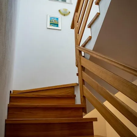 Kuca Za Odmor Dijana Holiday home Gornje Selo