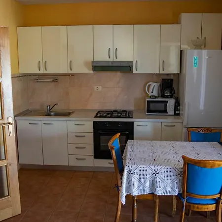 Kuca Za Odmor Dijana Holiday home *